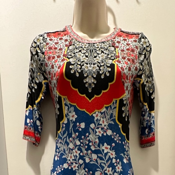 ALICE & OLIVIA KNIT FLORAL PRINT MIDI DRESS - Picture 2 of 3